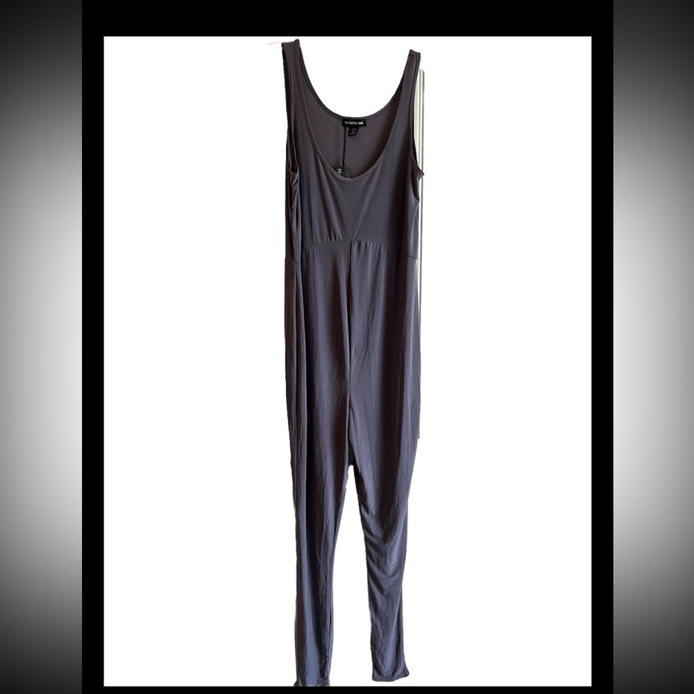 Pretty Little Thing Maternity Slinky Sleeves Jumpsuit